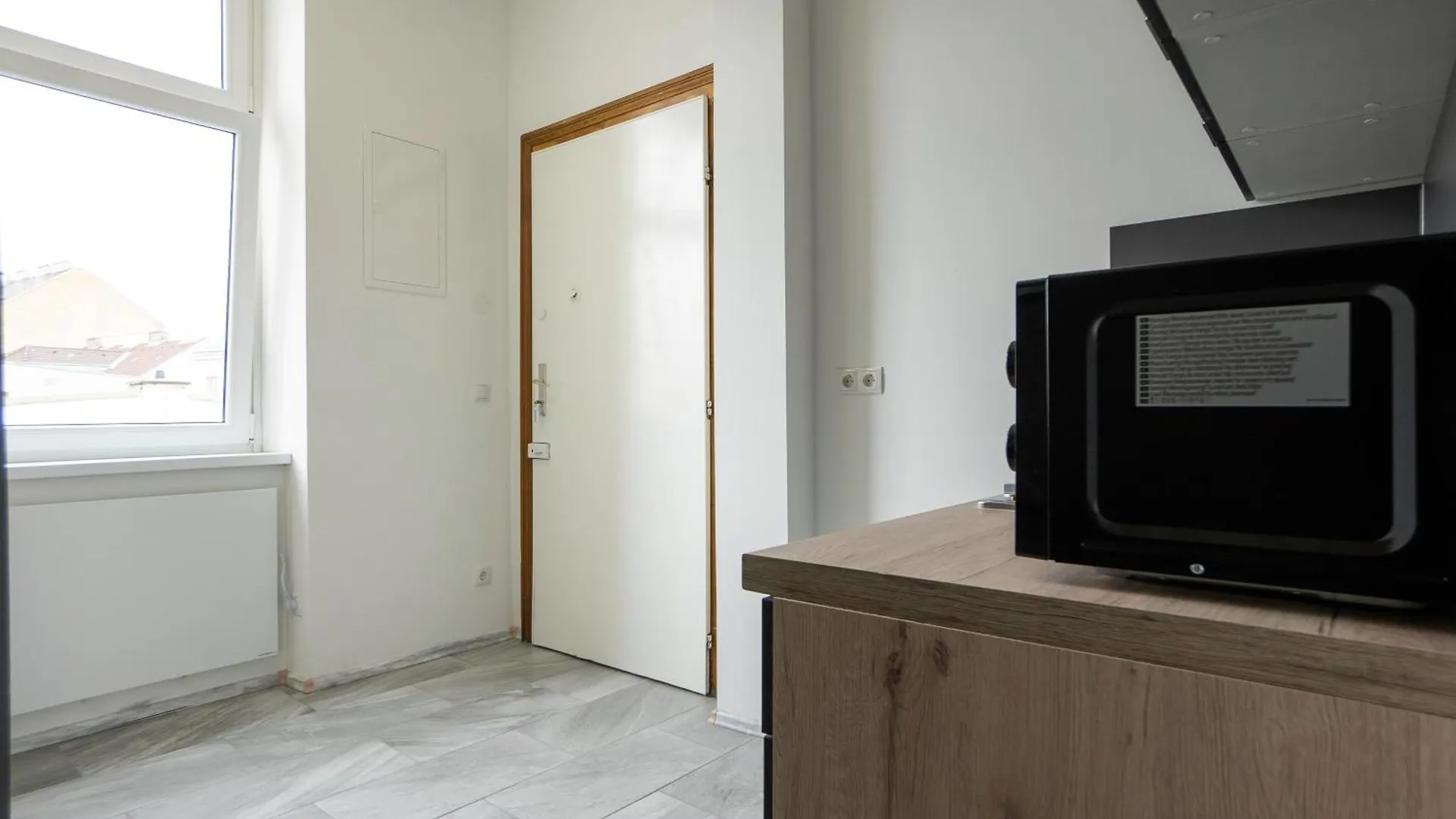 Daire Homely 40M Apt, King-Size Bed, Next To Downtown Viyana
