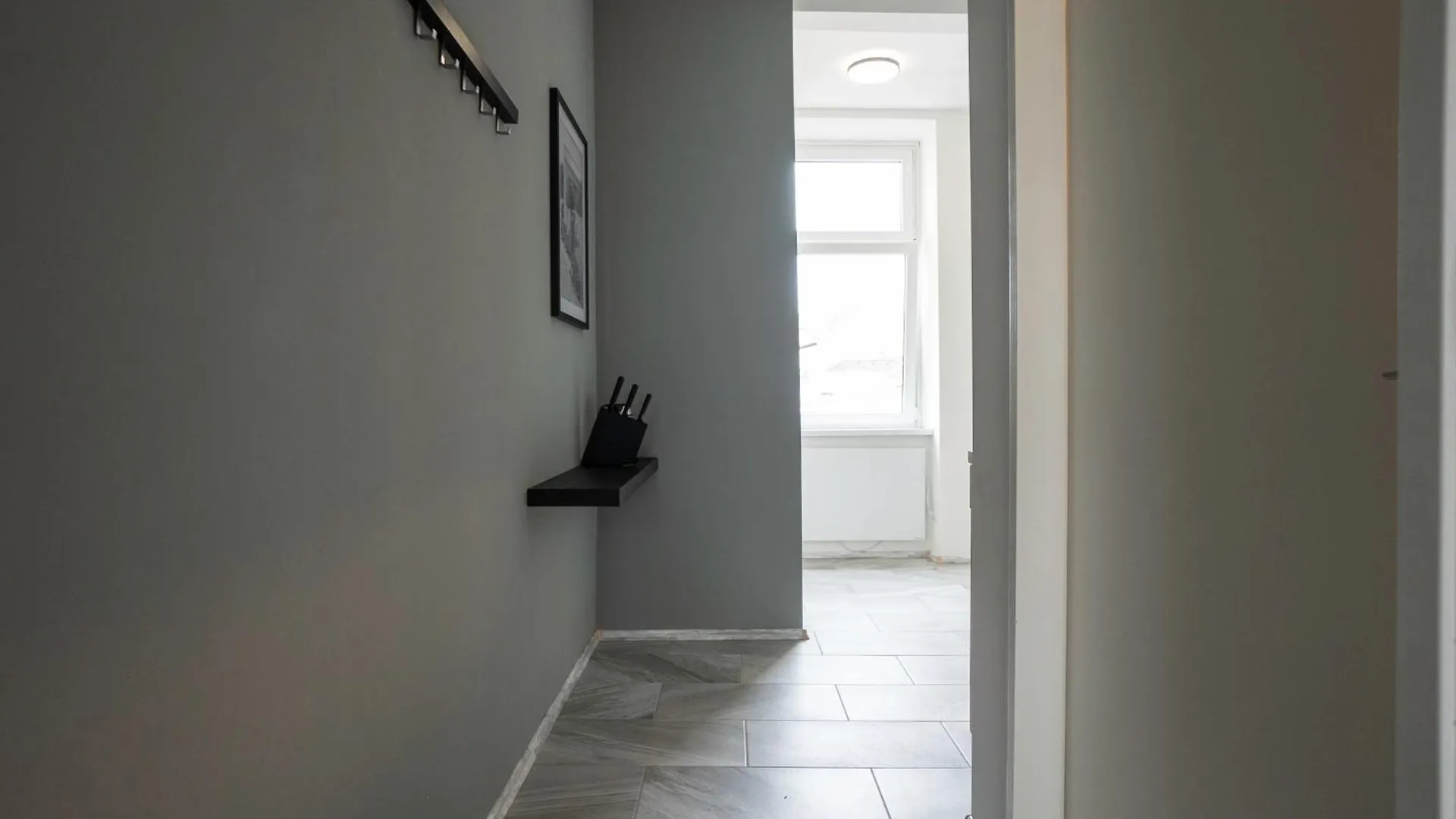Homely 40M Apt, King-Size Bed, Next To Downtown Viyana Daire